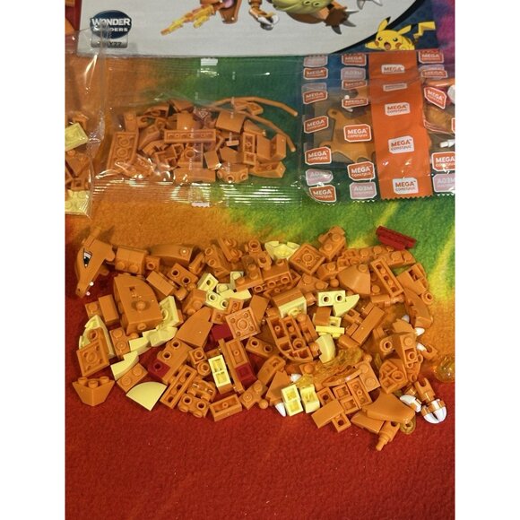 mega construx pokemon Charizard (extra‎ loose & Sealed Pieces) 90% Complete - Picture 5 of 7